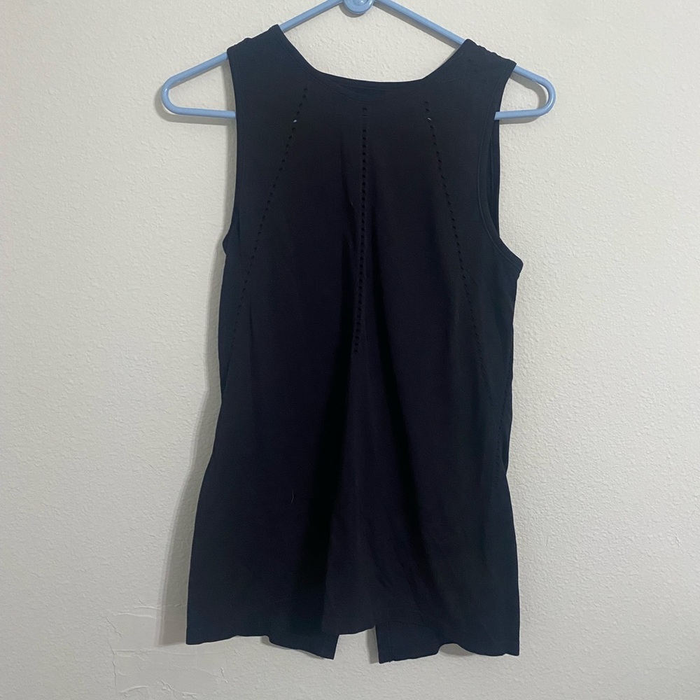 ATHLETA black tank with open back